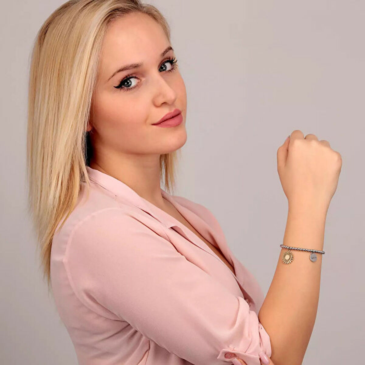 V6HB25F522660D2C44B2420D58E1BE07A7DR3604958P4