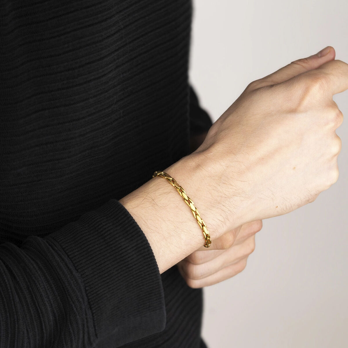 V2H4AC574F7B5712DE4D8725A2B8201FF4CR7651708P2