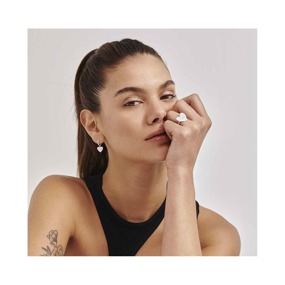 V5HA0B75A6C50F7ECBFB9BBB528AB66C815R4243596P4