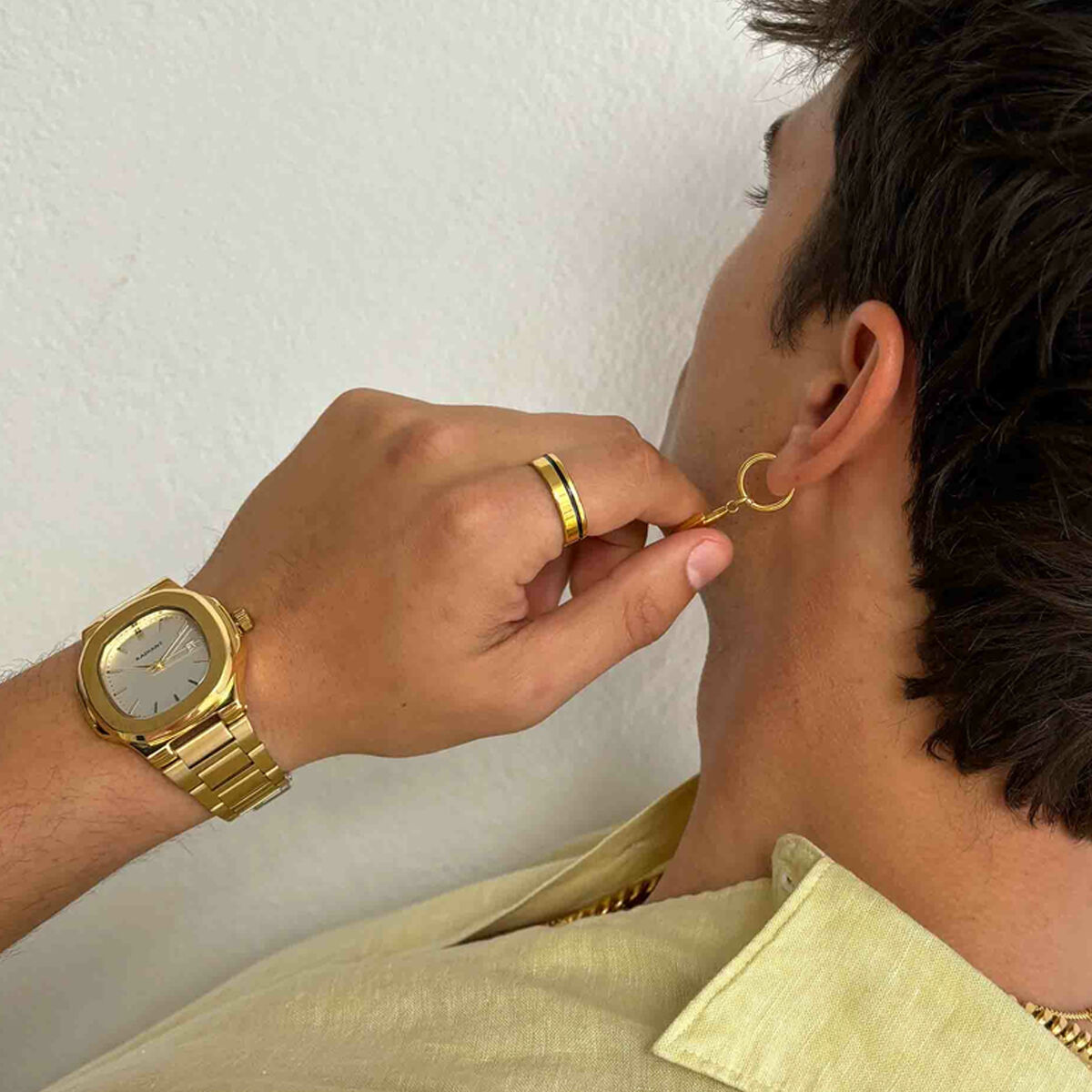 V3HBE2CF160F4D23F81A148D1DD7D99863AR6467681P4