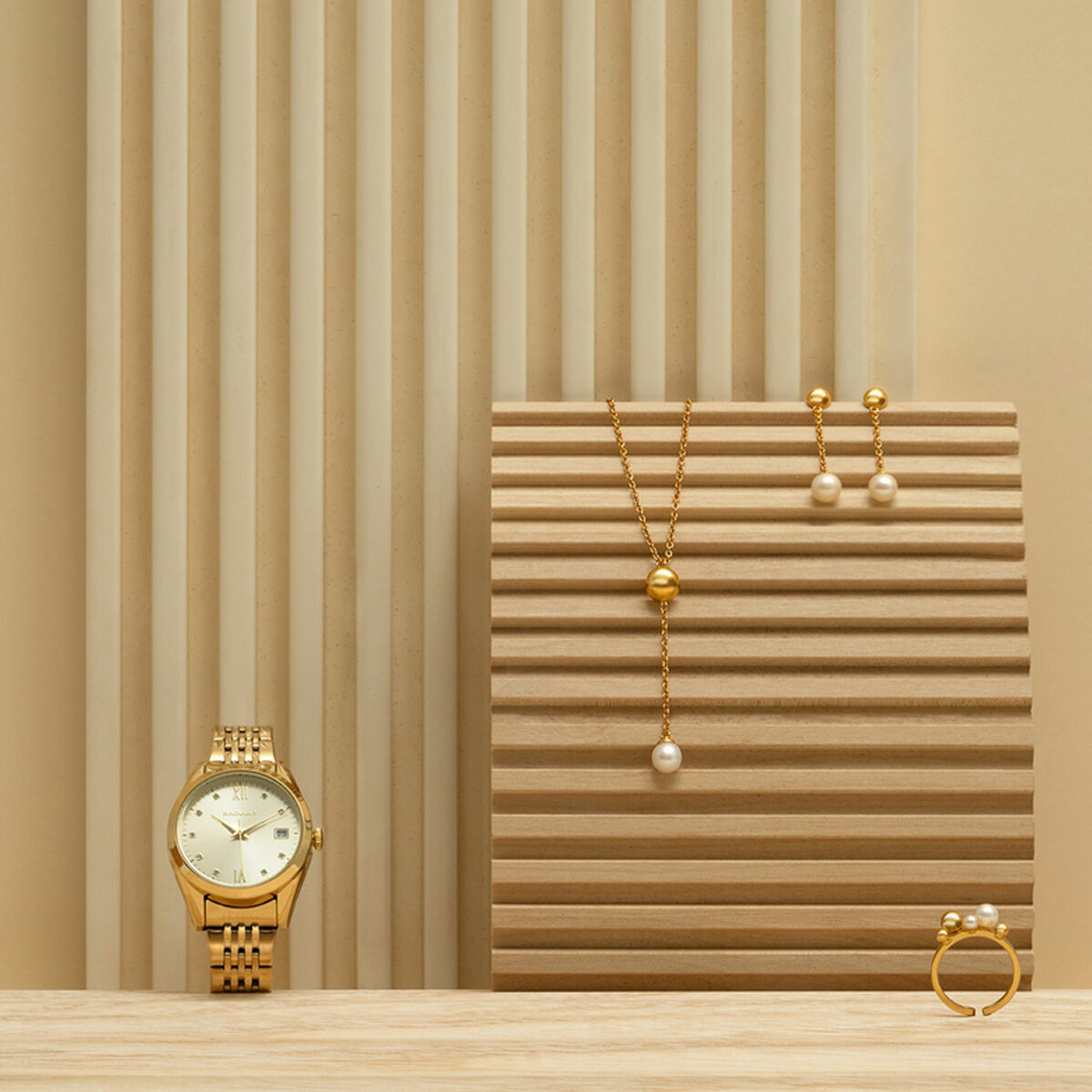 V2H2EF65CA4015CEE84F66B74AAE1A794F3R7430092P3