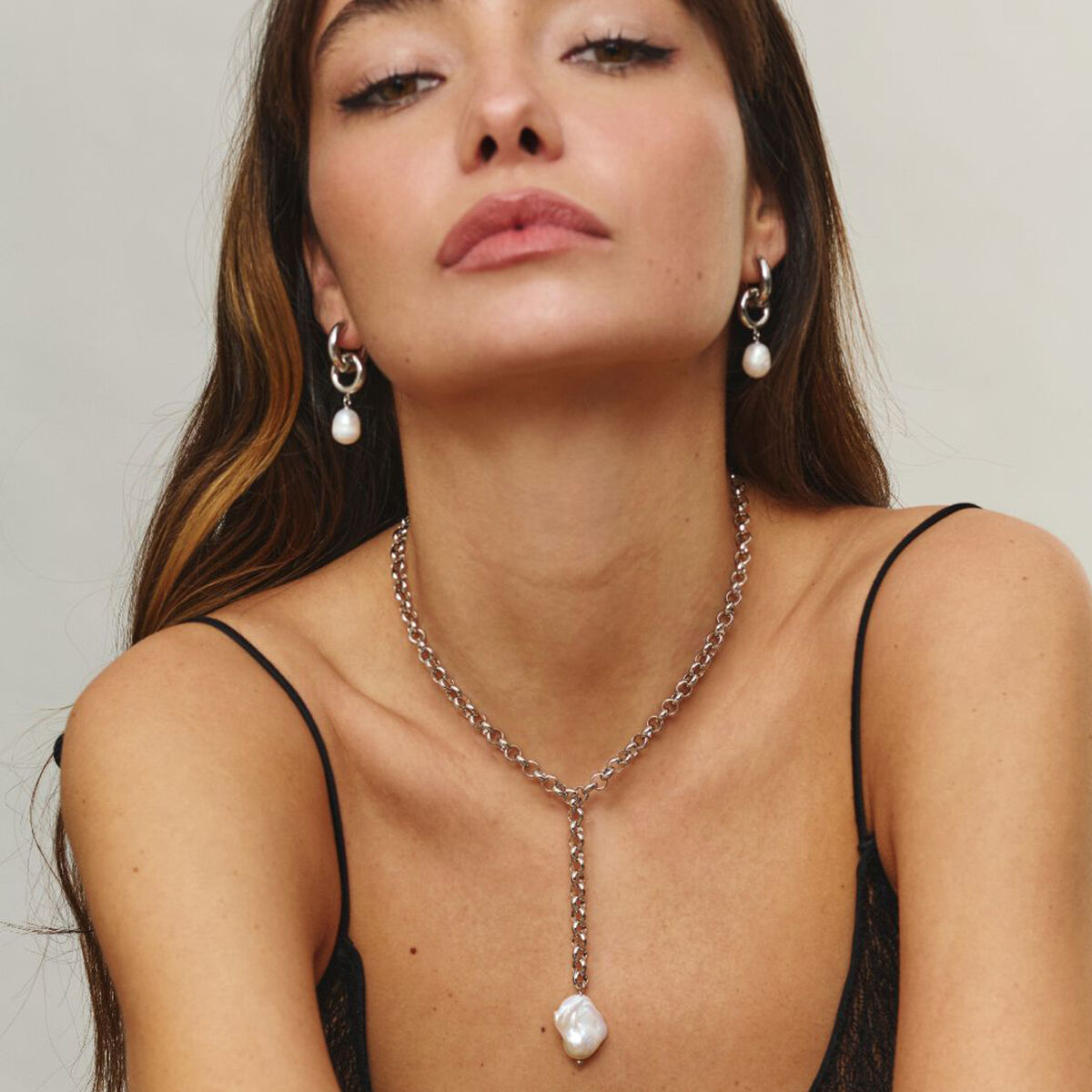 V2HCBFE362A18D81CE9FD7A3E9AC972DDE6R7563773P2