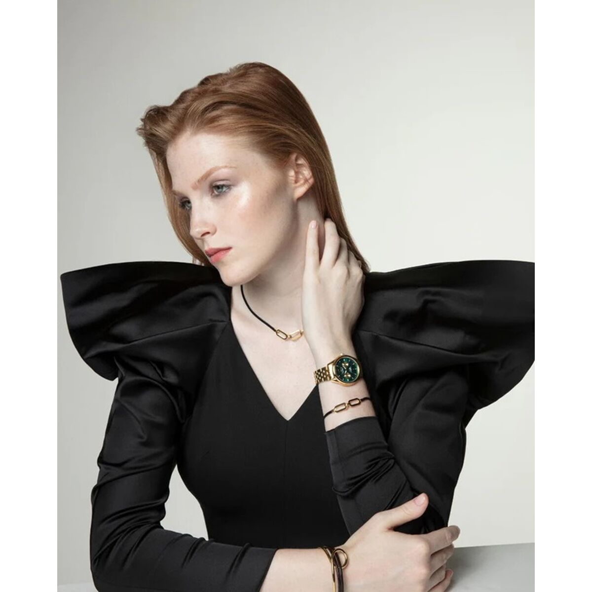 V2H196B00E1ABD4DAC280F9B8848D5D20C8R6852158P3