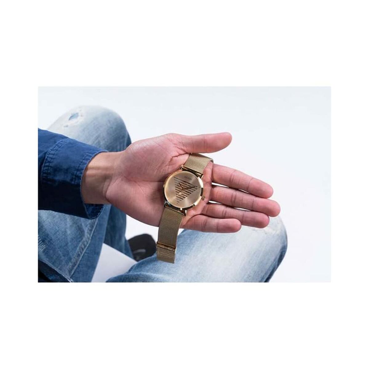 V3HD54261AA4B9E68438D2682D33618F1CAR5789465P9