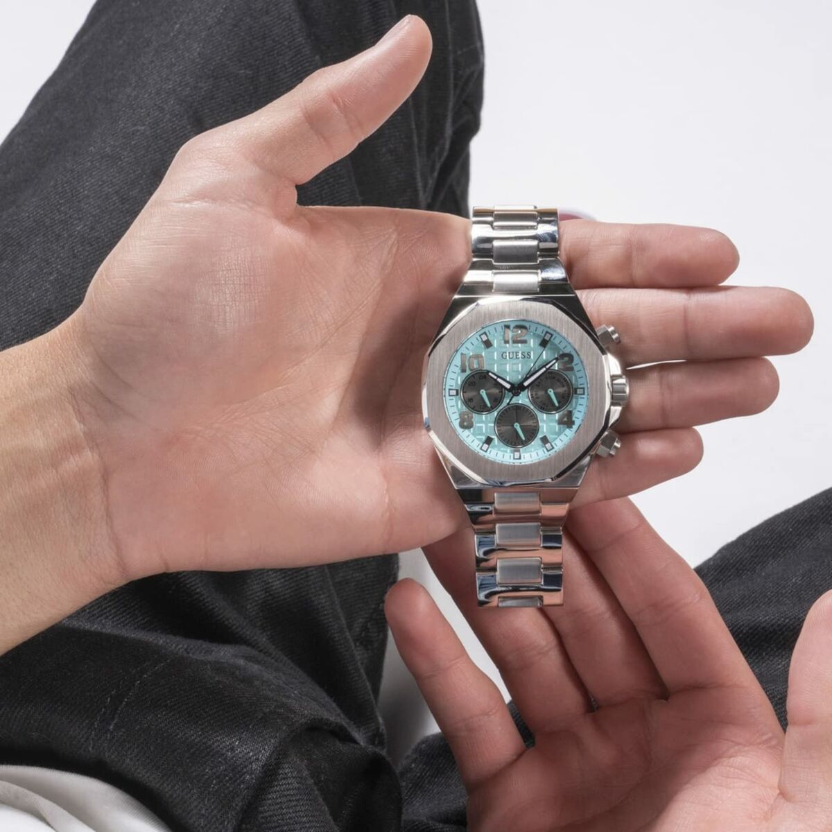 V3H522CBFFDBE903CF1533FF683FBA94215R5789487P8