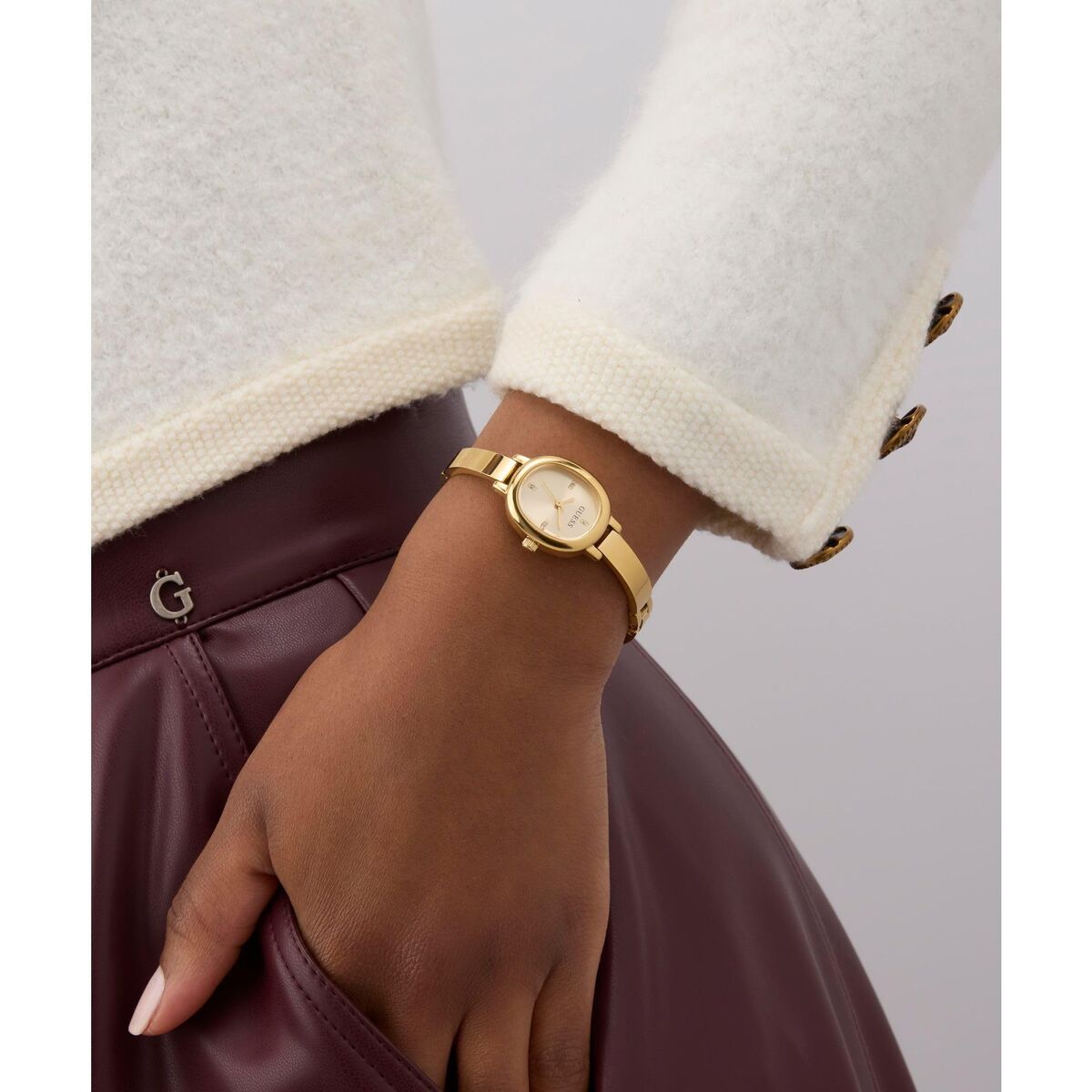 V3H417170102DB9E279F076DA4A3610D70BR7469773P7