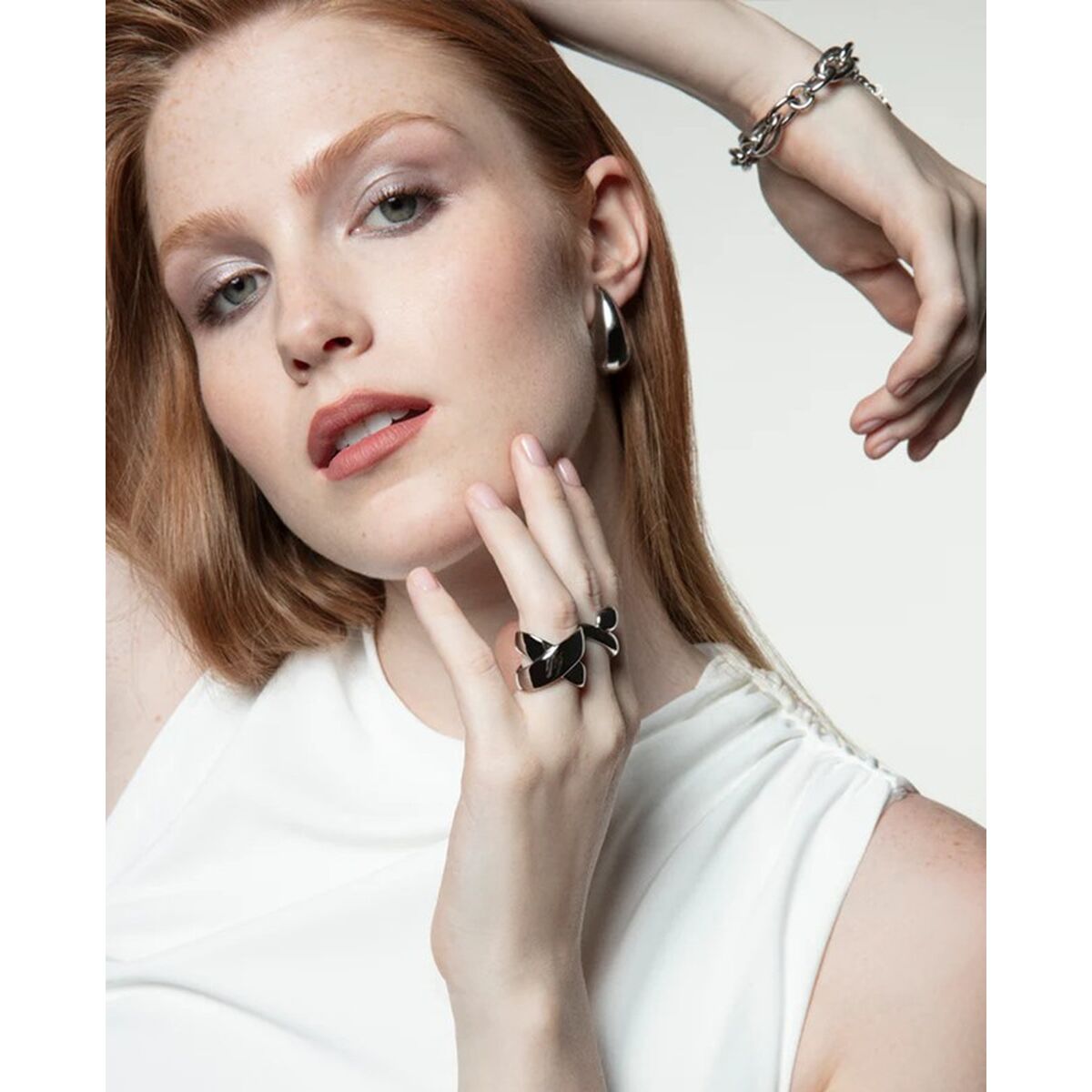 V2HD3B2922AB3ADB947D41E0C7ED2BF5BF6R6828800P3