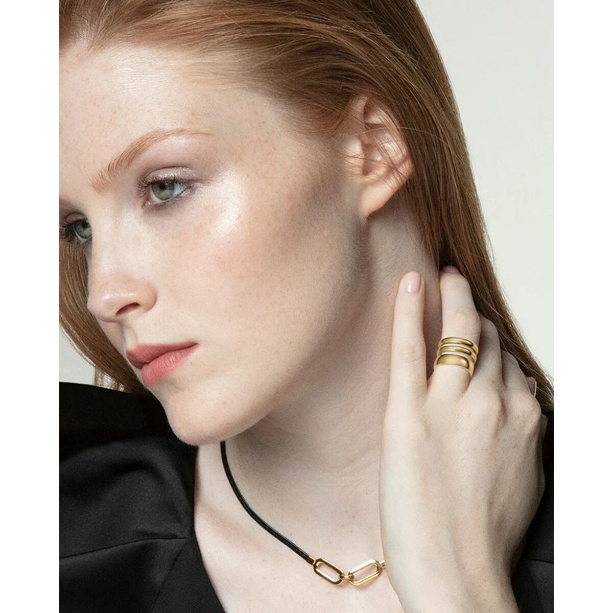 V2H54DC5596756E39E7D0F2398F07C91611R6828827P2