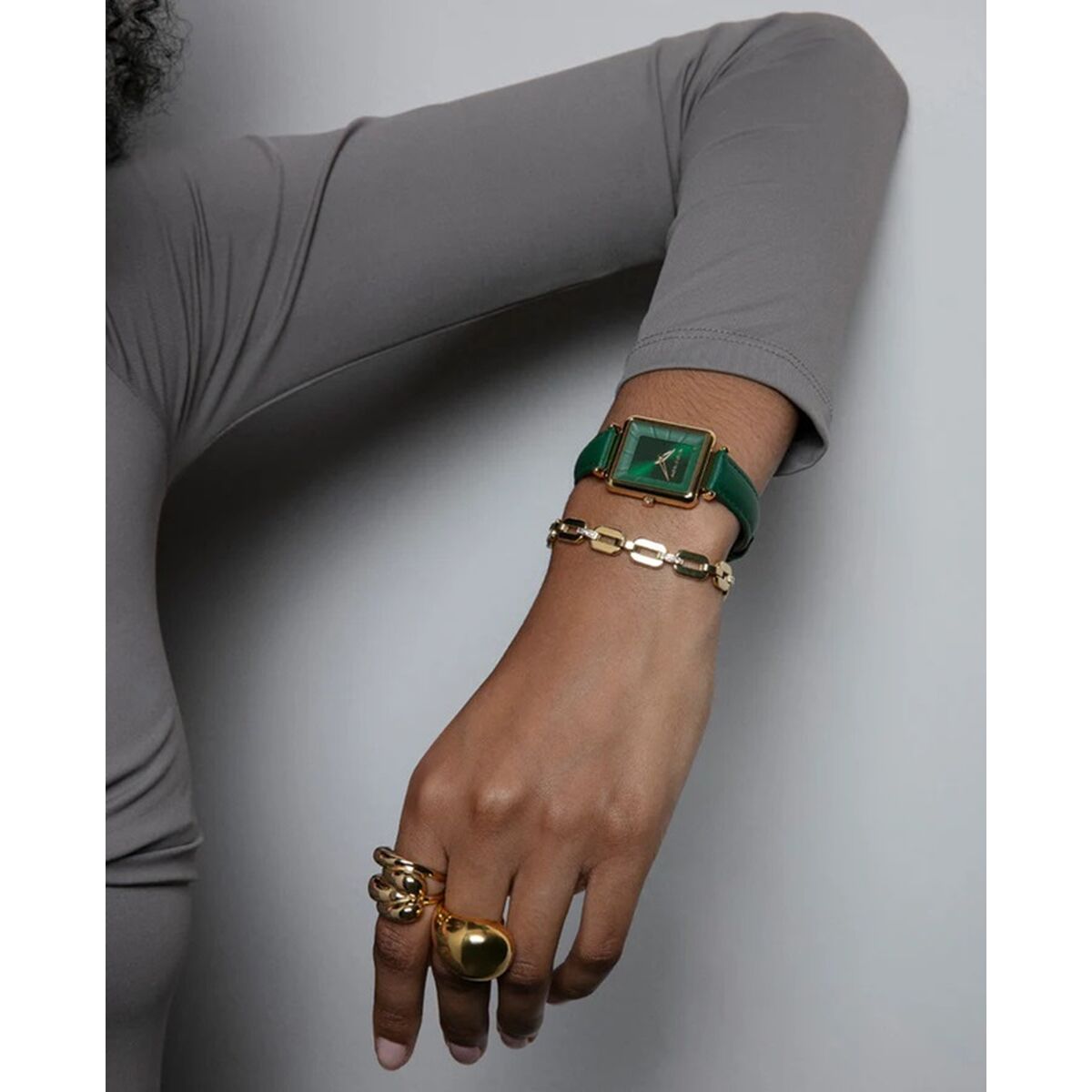 V2H2C5EC4452B72724C5397DA96F360D7DBR6828796P3