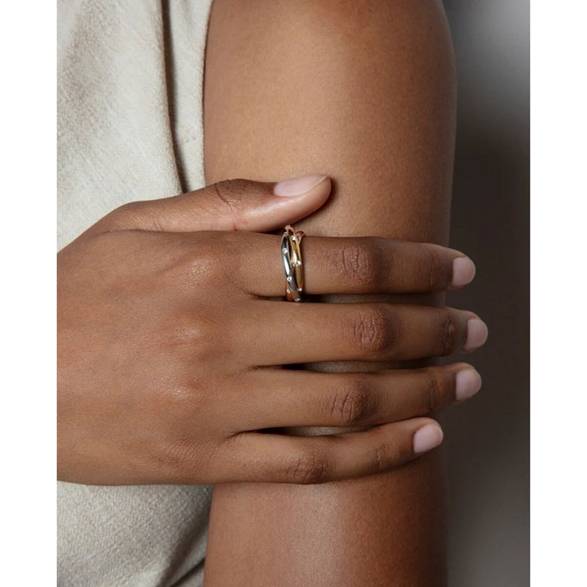 V2H7712181CDF45DBCDBCCBFF9004DED1B5R6828848P2