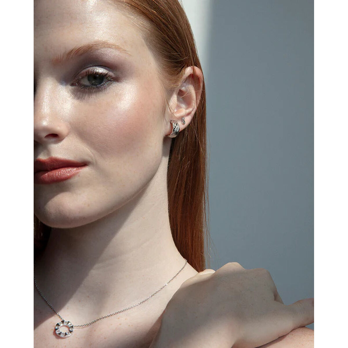 V2H9BDF3249C574A574E7F4DEBDD091CC2CR6827687P2