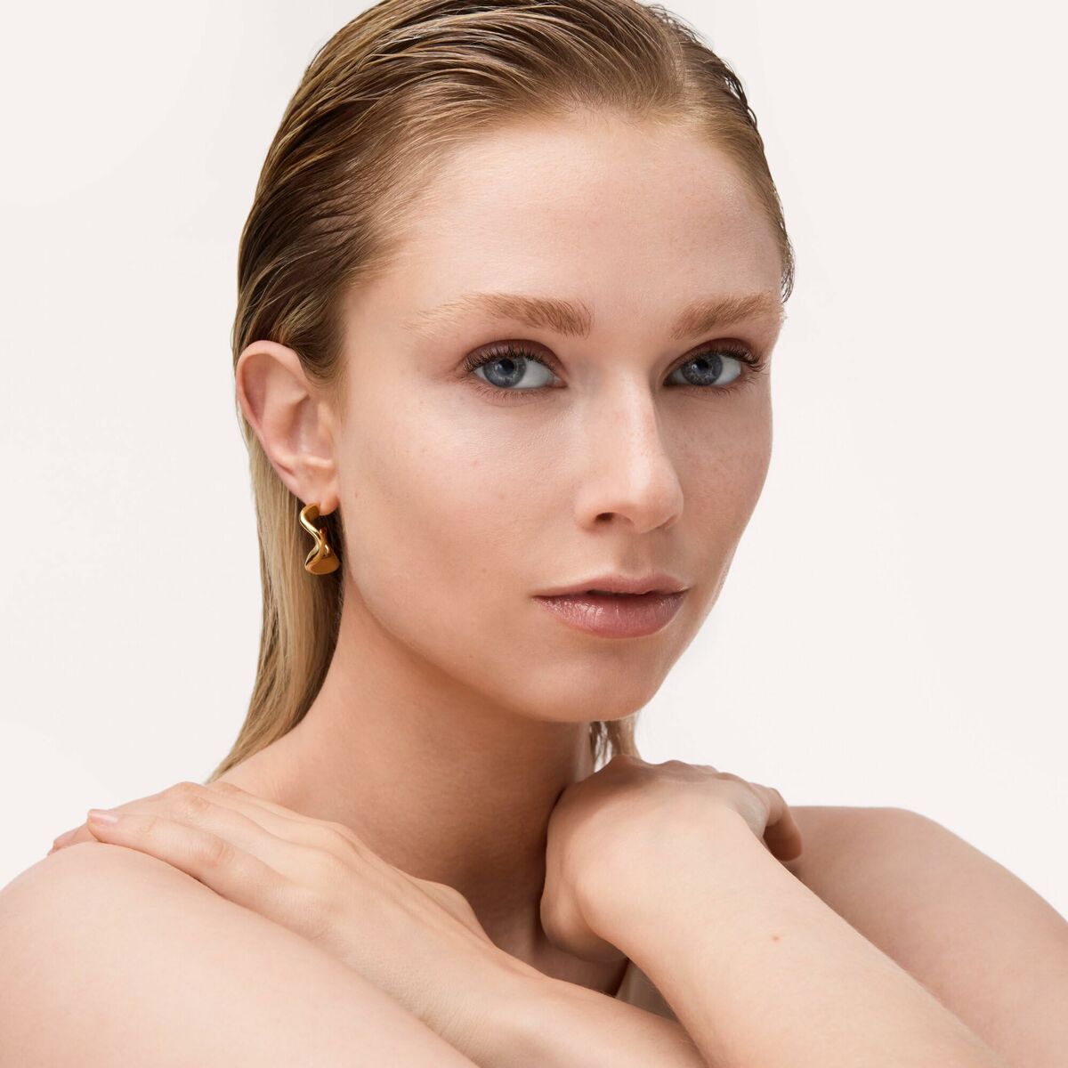 V3H25508275A920415C6A73F2706383D0BBR7493754P9