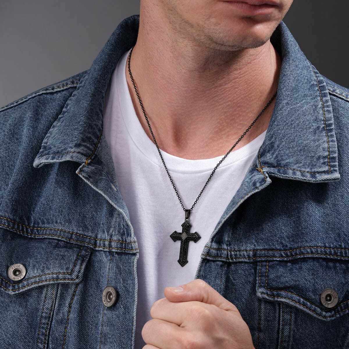 V4HD95F9470EEF040638CA88D31FEE1935DR7043323P4