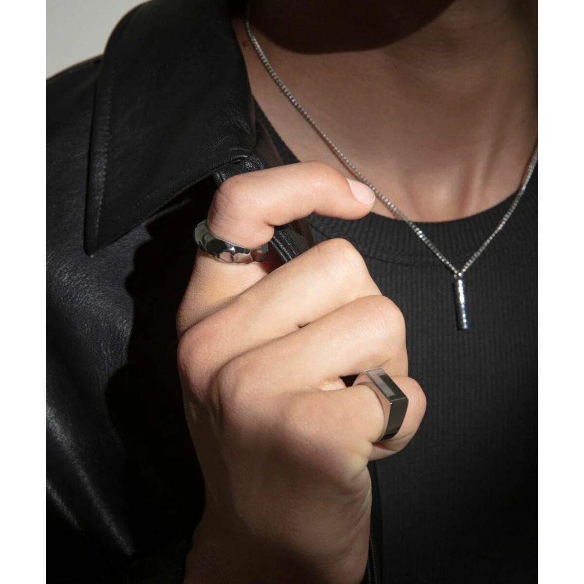 V2H32D87643A8149D808DB05DE1F78FD362R6853328P2