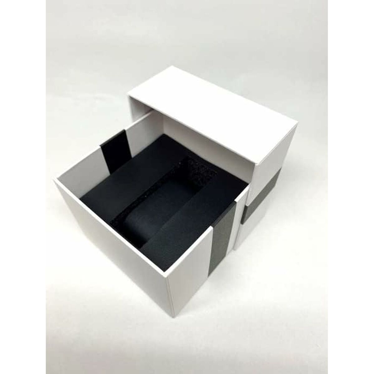 V5HEAB70578F80F7A37B56CC5FBE82B0AAER7411516P6