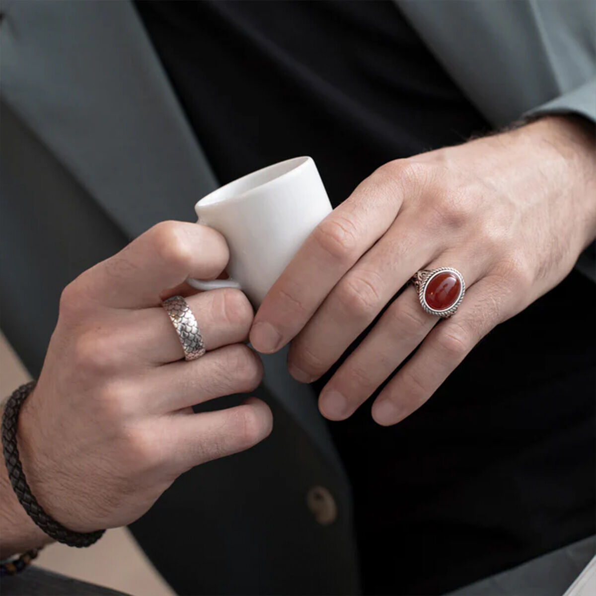 V4H009EFDB94932252178C5109832841BFFR5809531P4