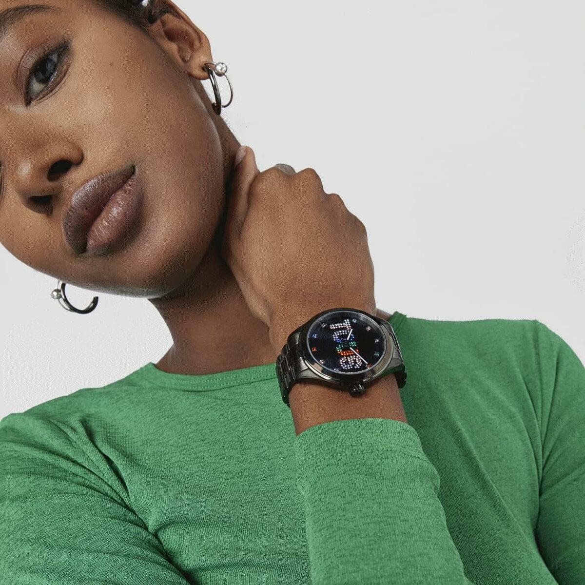 V7HDBA300CA47518C944C259609BB320A12R7404924P4