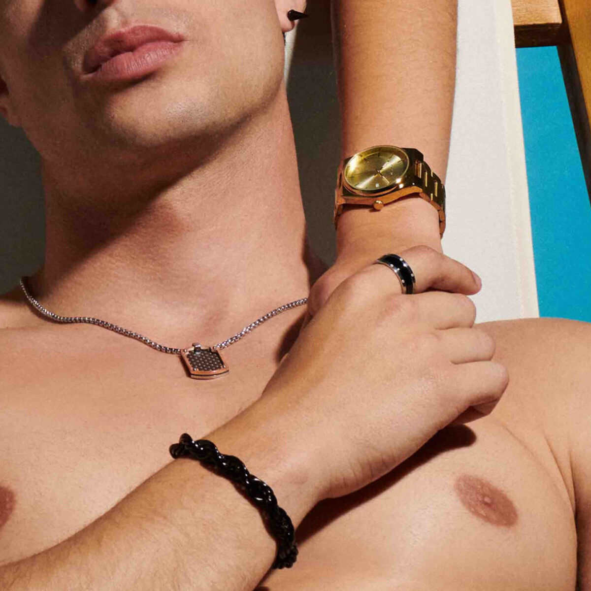 V2HF629BCEF0CA8927BA453633797604D75R7585046P4