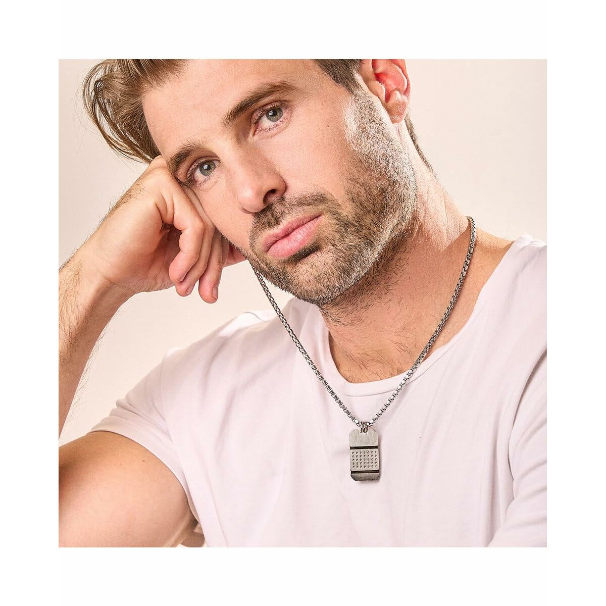 V6H78BD4BA5A59899555238A20DFCFDE906R6895548P2