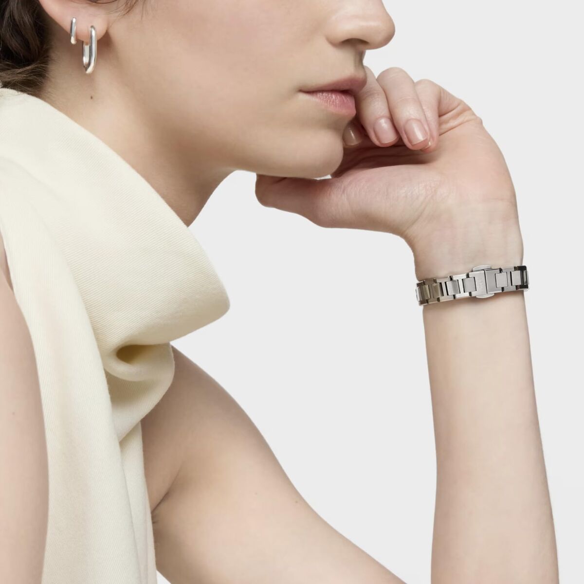 V4H6B80813AA750FFFFE7BDBC97648DA5EAR7397008P5