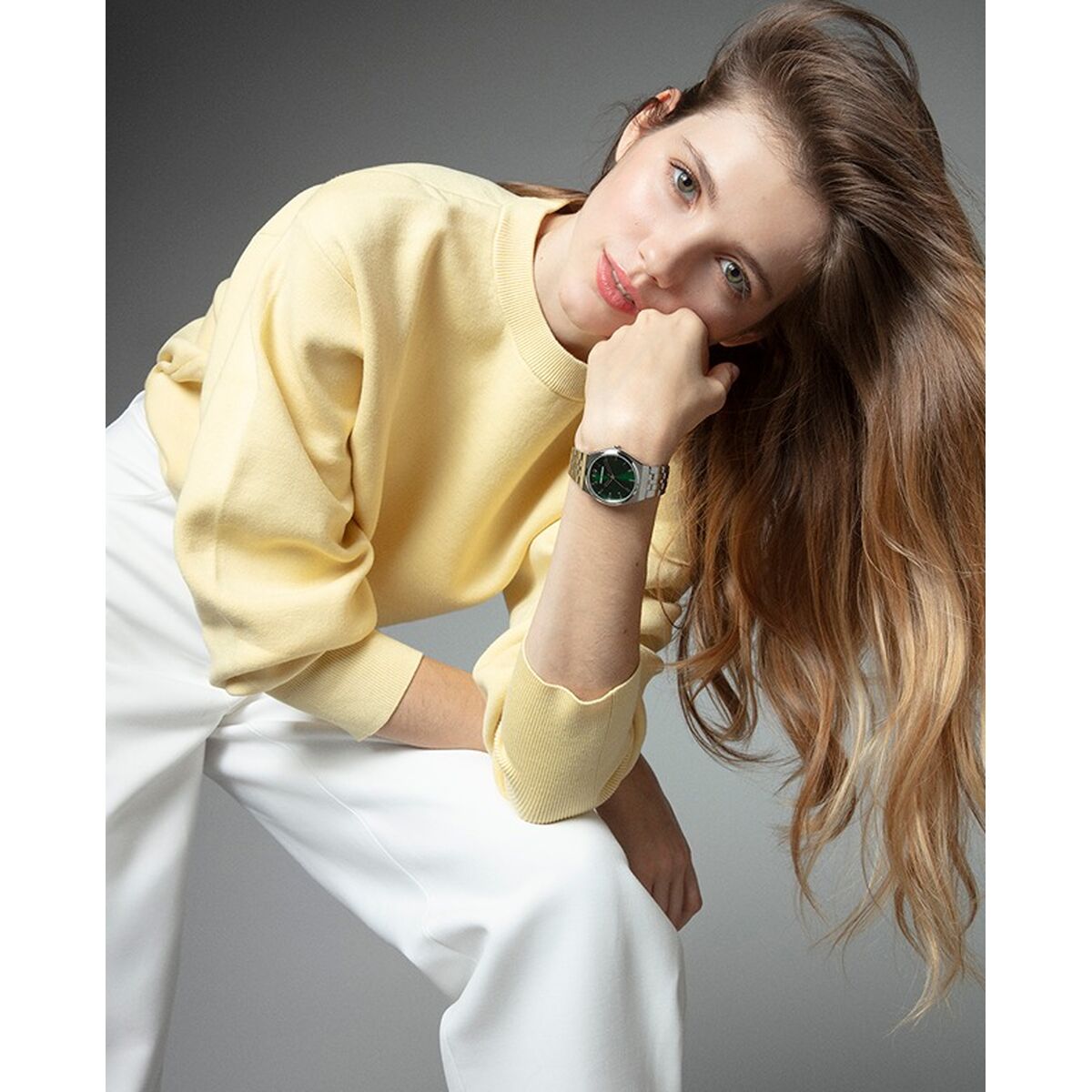 V4H510DFF19CFB1F166E84FC54D7DD0A9BCR6654044P4