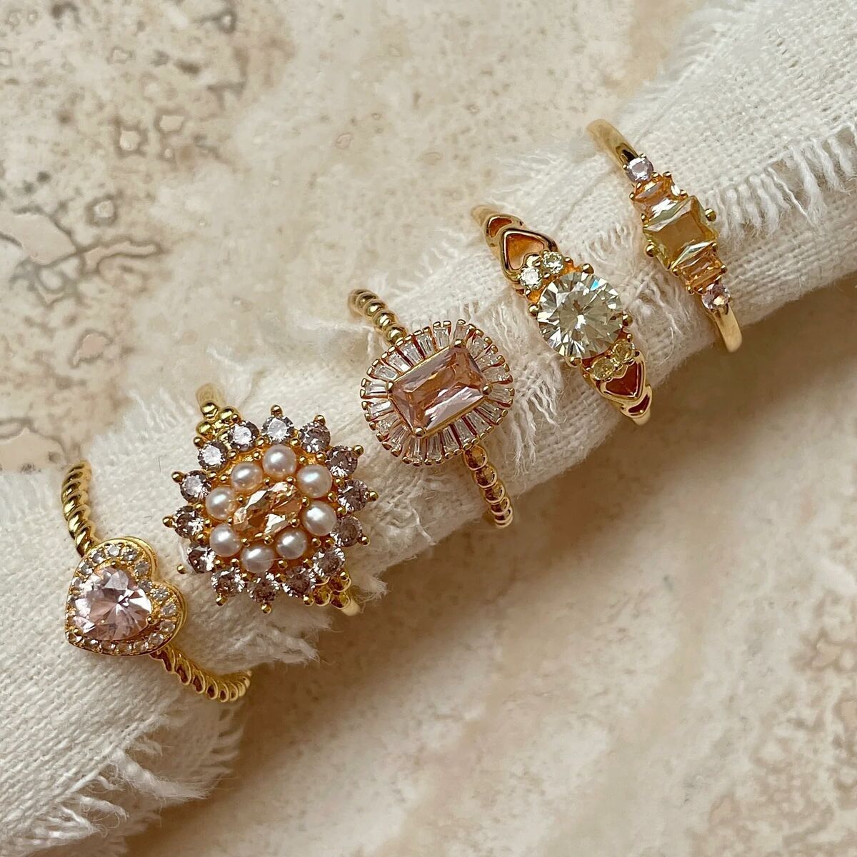 V4H60877DE28F9AD9BCCFA3382B1341D34CR6186140P5