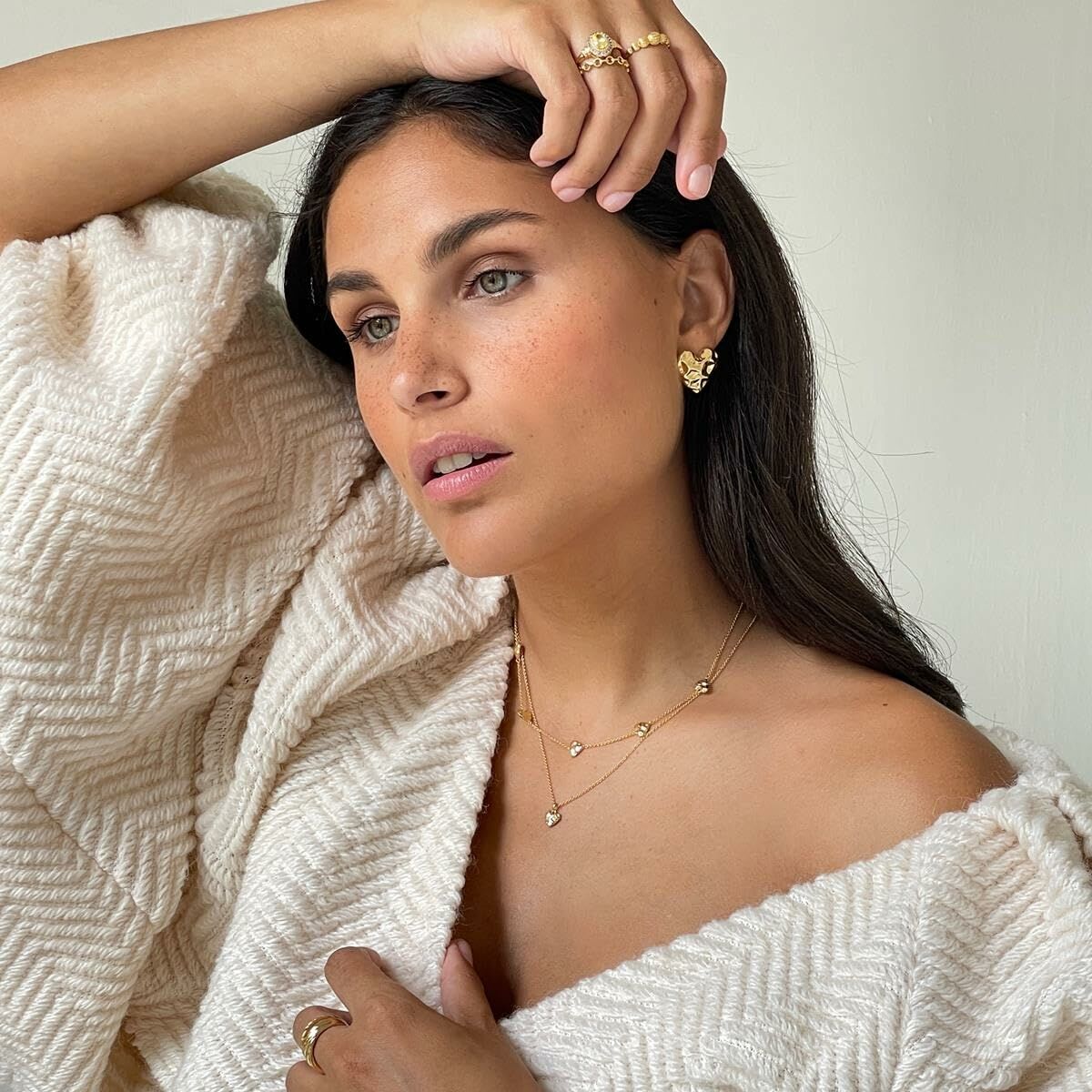 V5H3056FC1FBAF95EAA51BC2A1AC74E6B4FR6185965P2