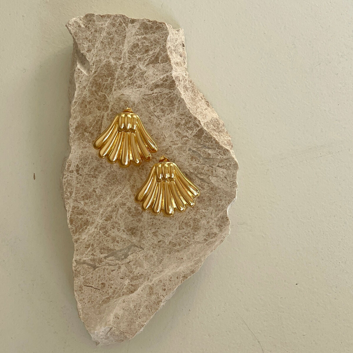 V2H9EEE1136499D8E15969C945454910D9ER7719262P5