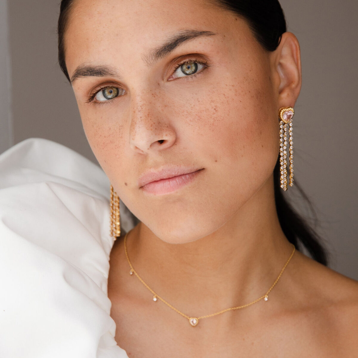 V2H972CA771B065BCD53765BA52FF6769EBR7724900P4