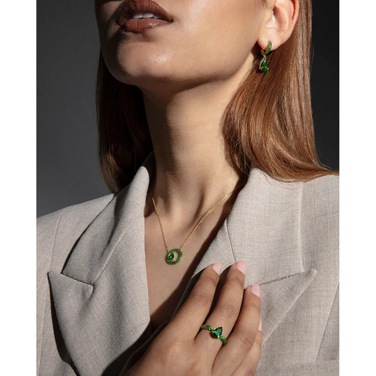 V2H01A1902402AC56A5318A0807029F44F8R6851016P2