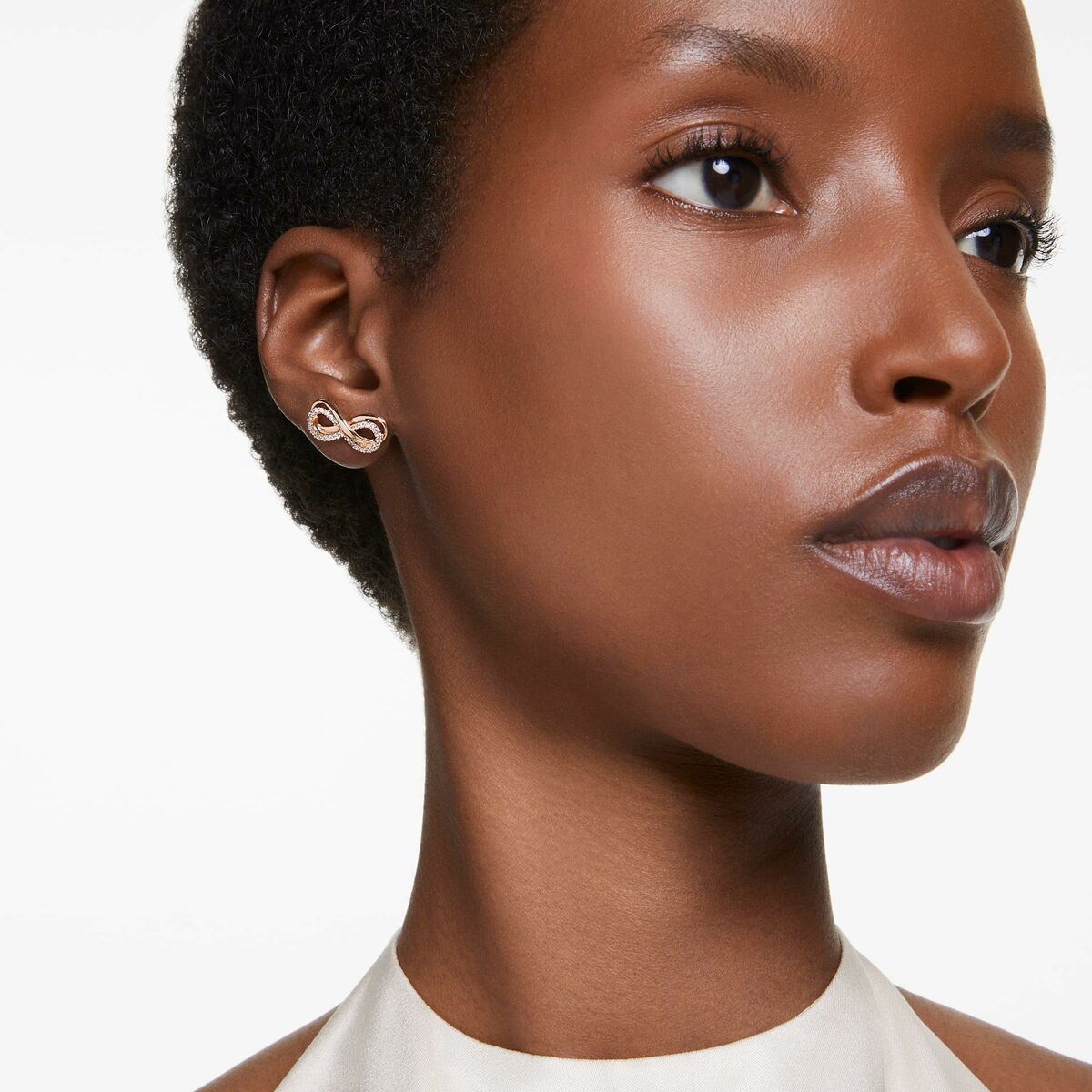 V4HA3269F5DE12EC90AAFDD786D4DB9CA19R4568284P4