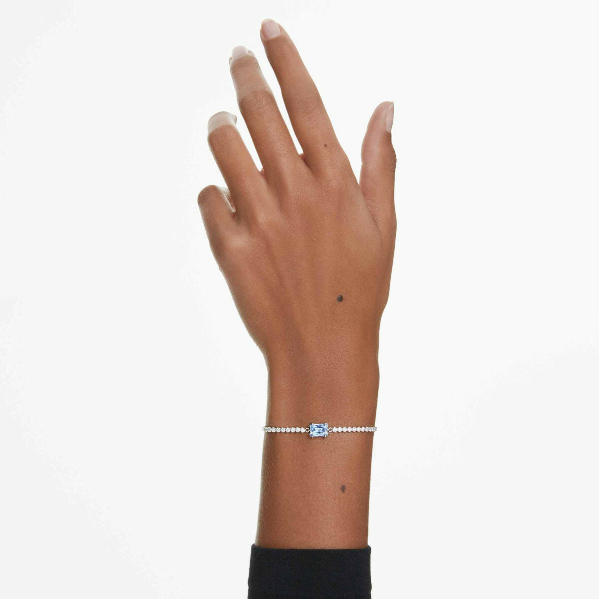 V5HB06C8B14ACE7BD0D5D853D0C4BF4BA72R7045253P5