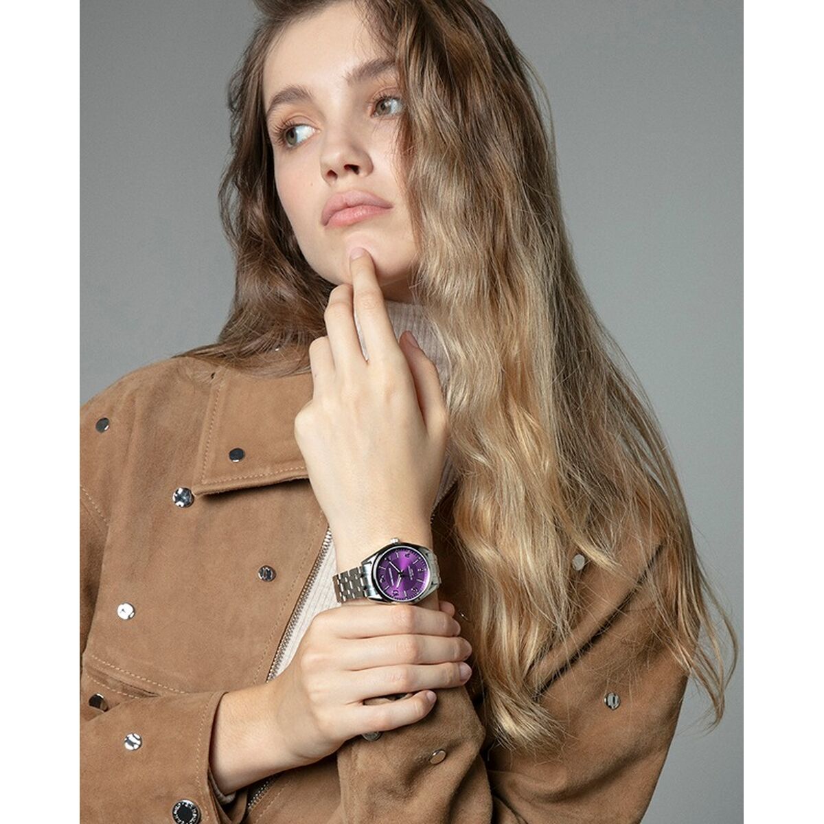 V4H032ADFD752742AFFA232154593F7F670R6653978P3